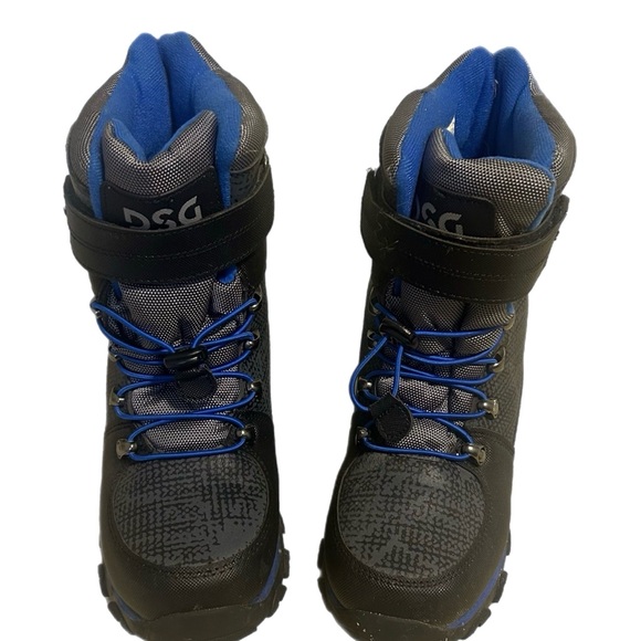 D&G Other - D&G Kids Black and Blue Snow Boots